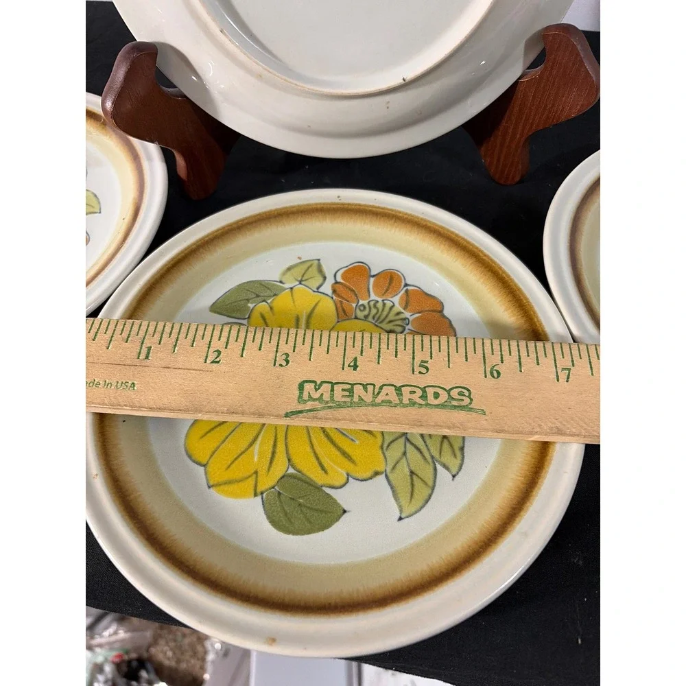 Acsons Camellia 2012 Salad Plates Set of 4 Yellow Floral Stoneware Japan 7.5
